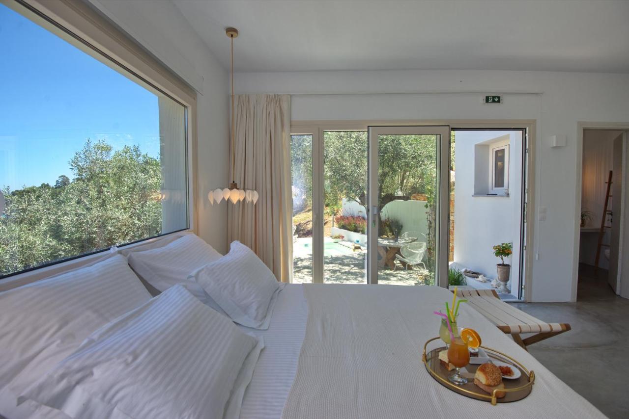 Eleon Suites New Isomata Exterior foto
