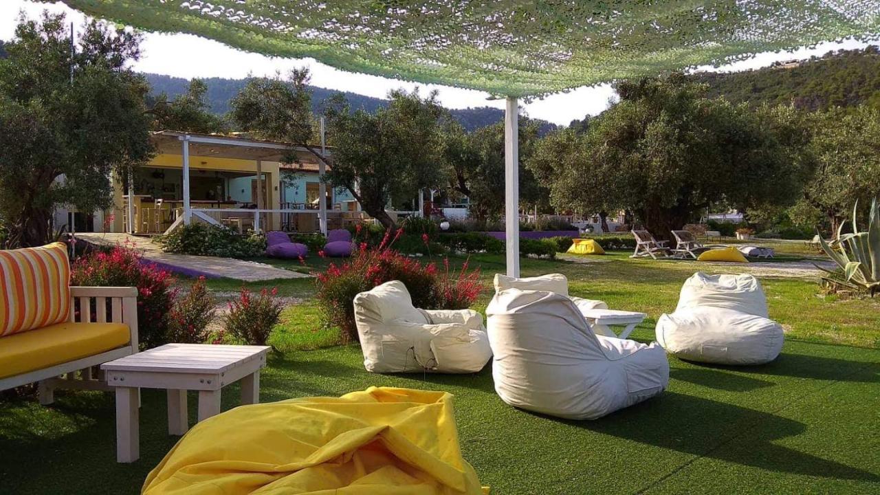 Eleon Suites New Isomata Exterior foto